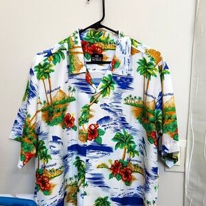 NWOT One Brand Bahamas Button Down Shirt